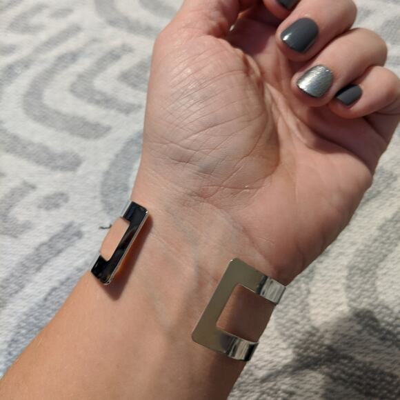 New cuff bracelet - Picture 2 of 4